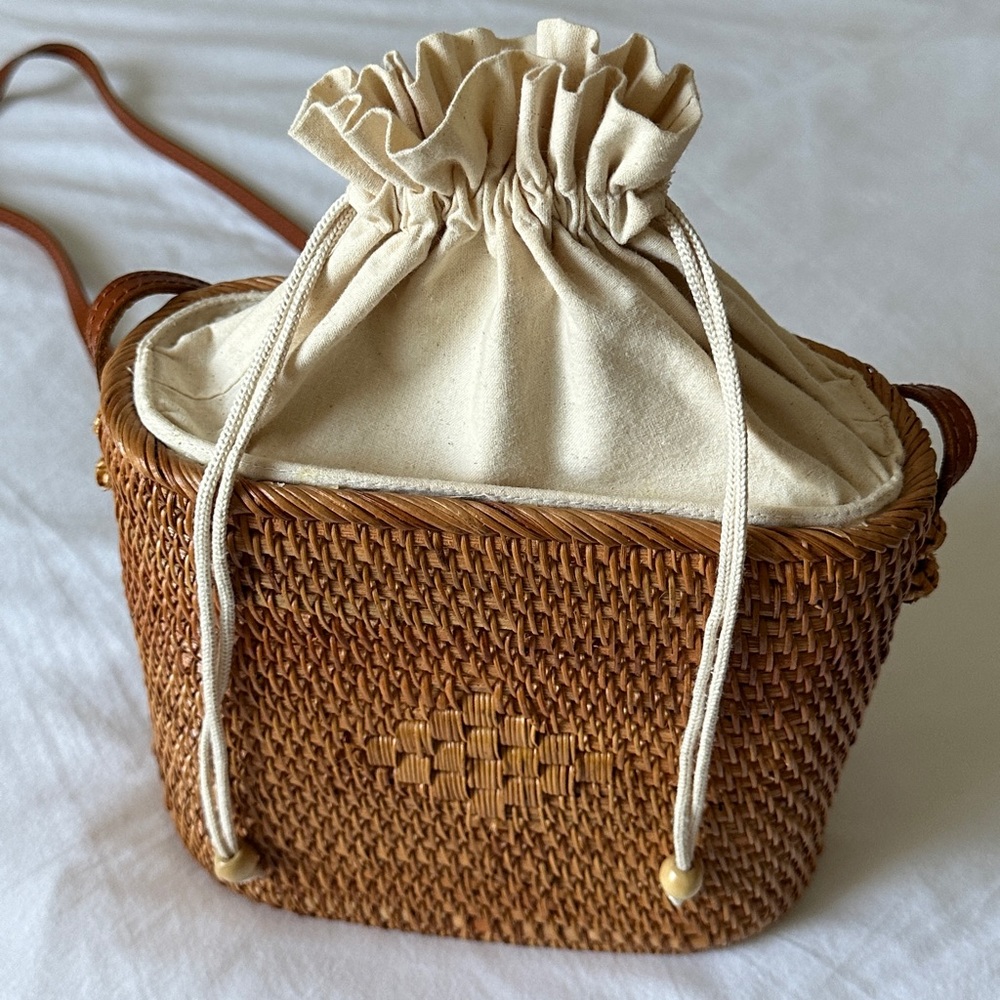 Straw crossbody purse - Picture 3 of 6